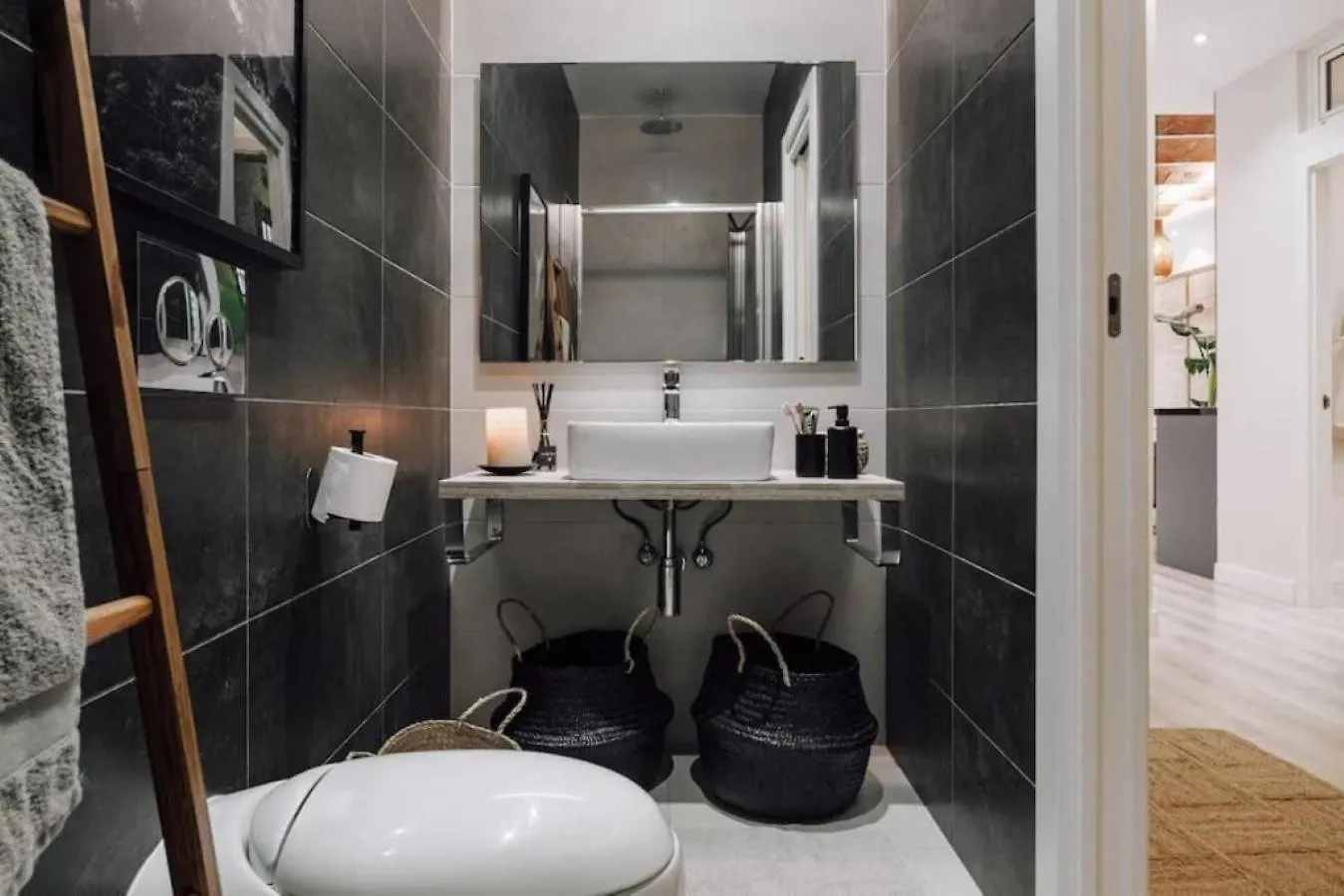 Apartment Zongo - 2 Bedroom In Eixample Dreta Barcelona
