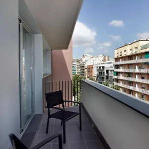 Fisa Rentals Les Corts Apartman